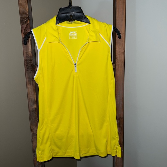 Never worn golf shirt!!! - Picture 2 of 6